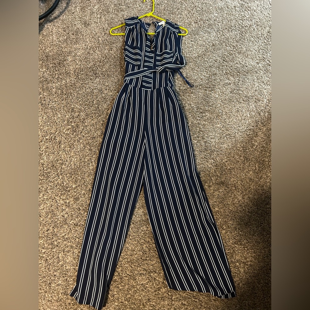 Pant suit